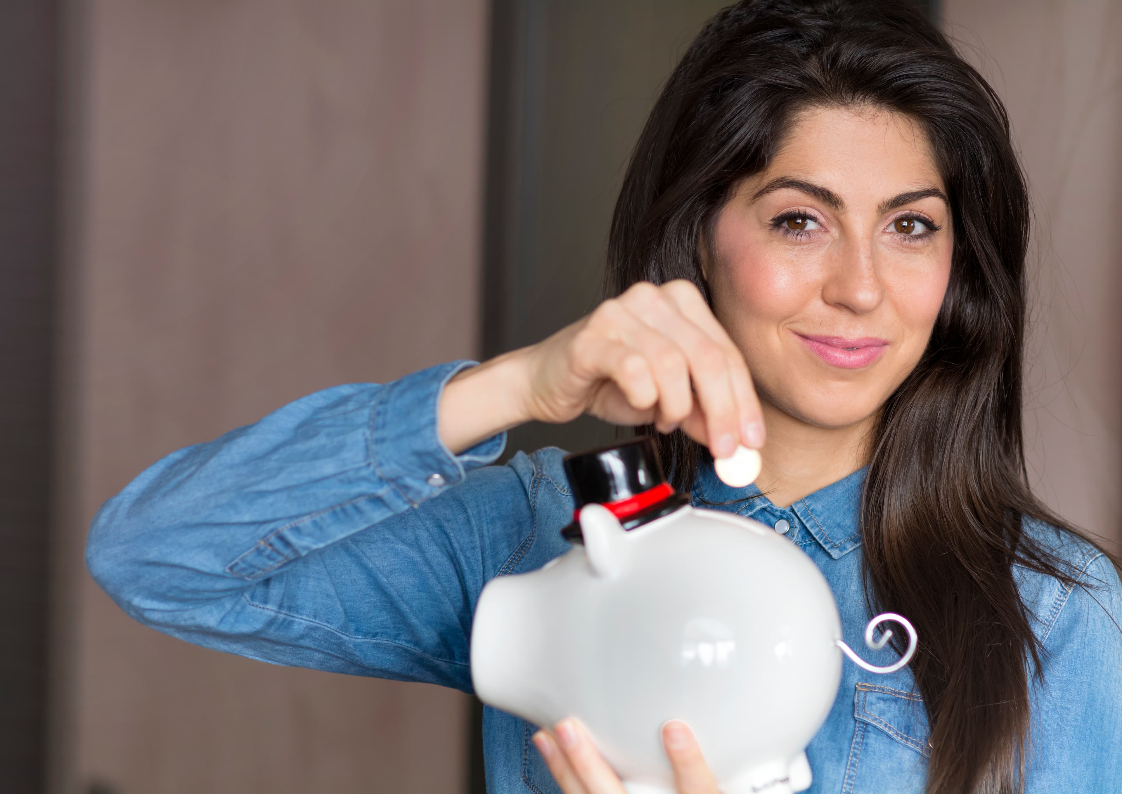 Featured image for 7 Powerful Ways to Save Tax Legally in 2025 (That Most People Miss!)